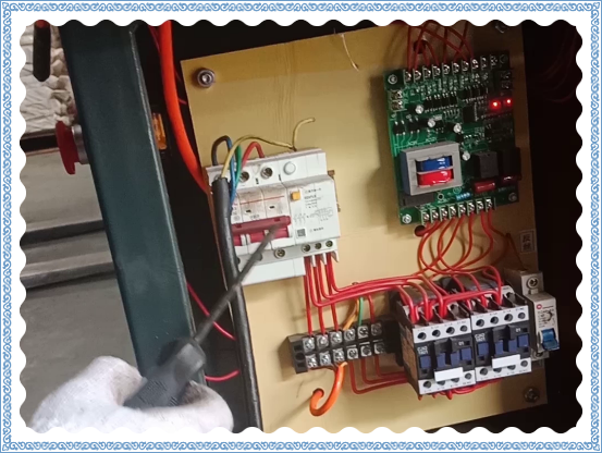 圖片3.png 鋼筋直螺紋滾絲機(jī)常見(jiàn)故障及解決方法